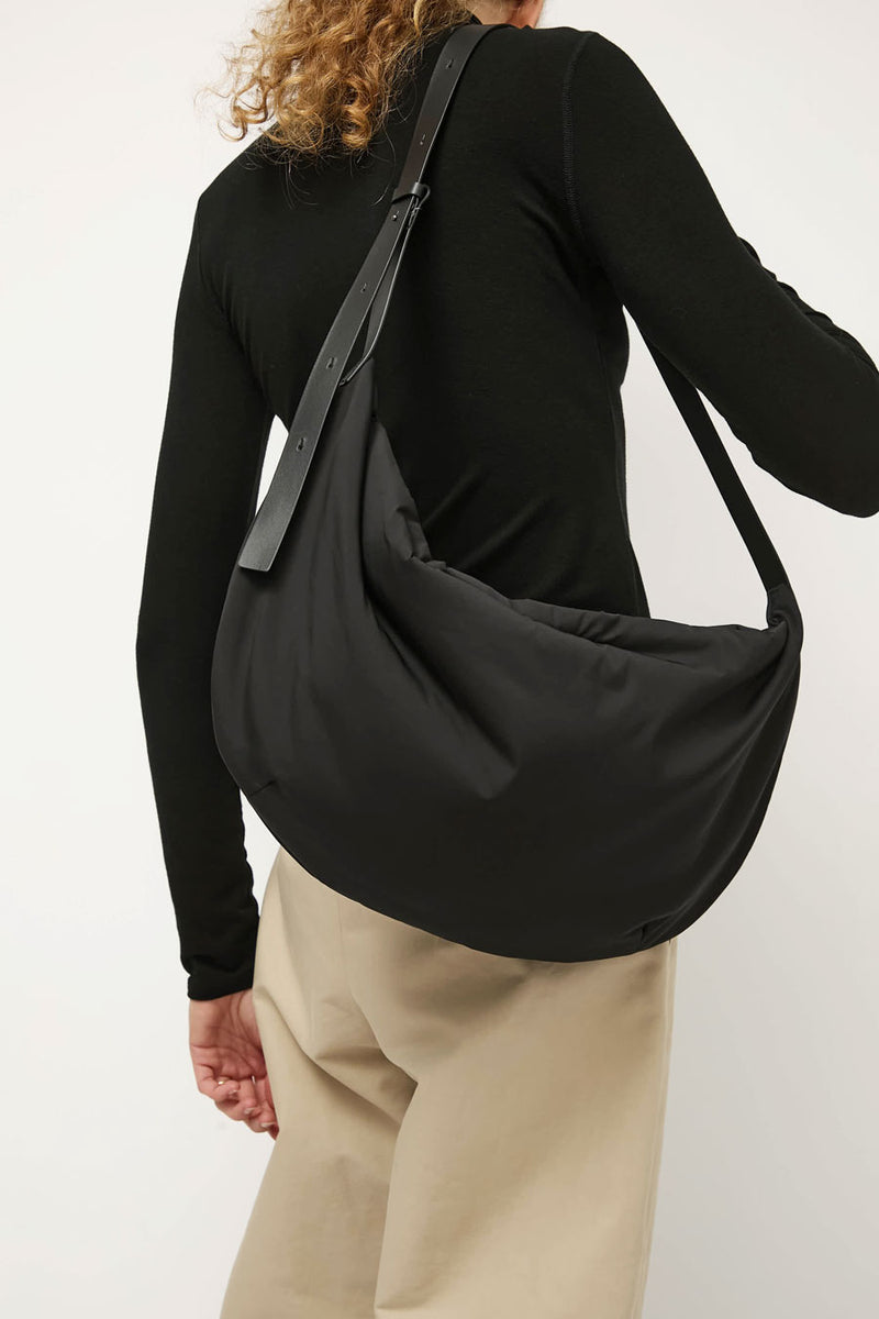 Amomento Large Padded Bag in Black