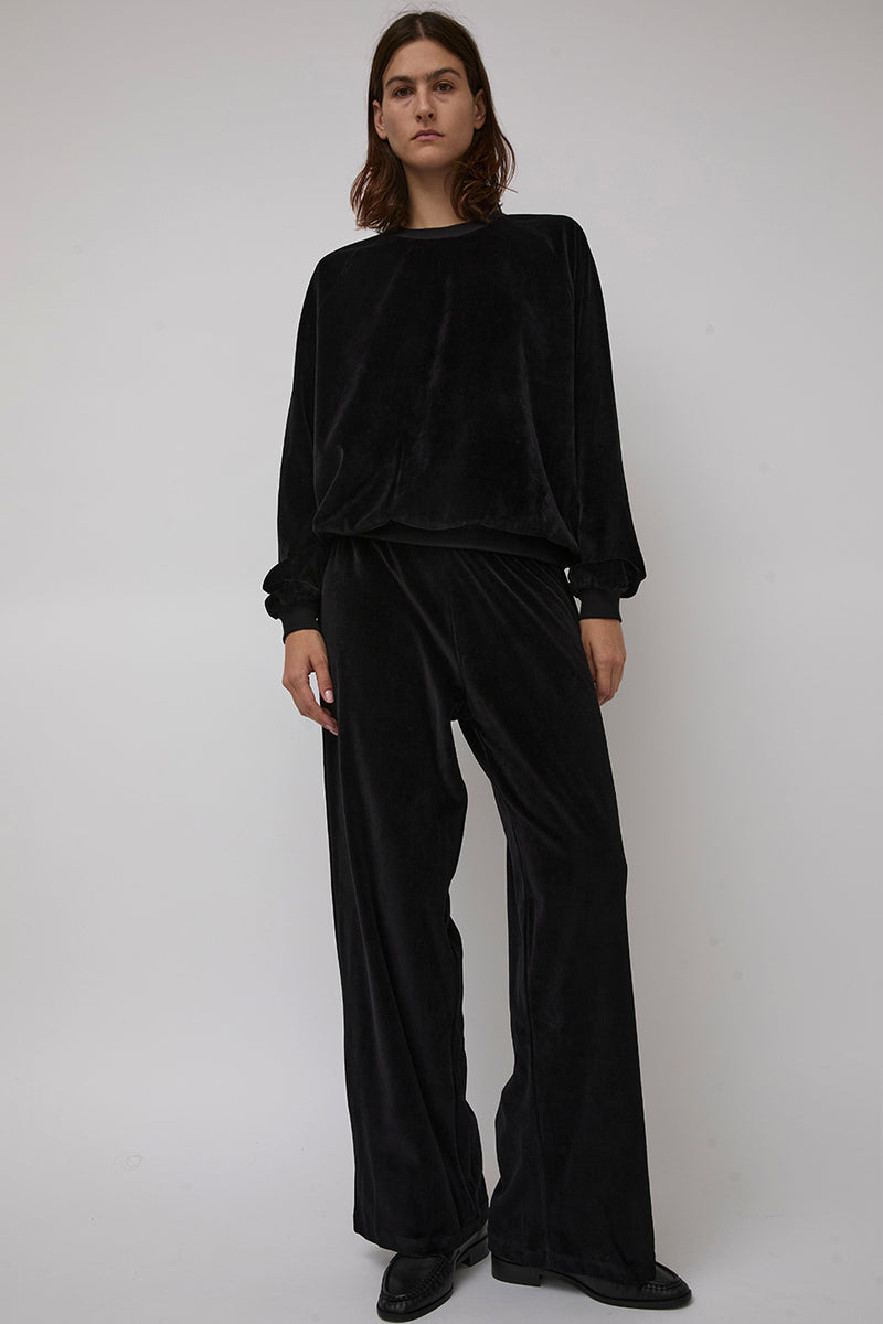 Baserange Tre Sweatpants in Black