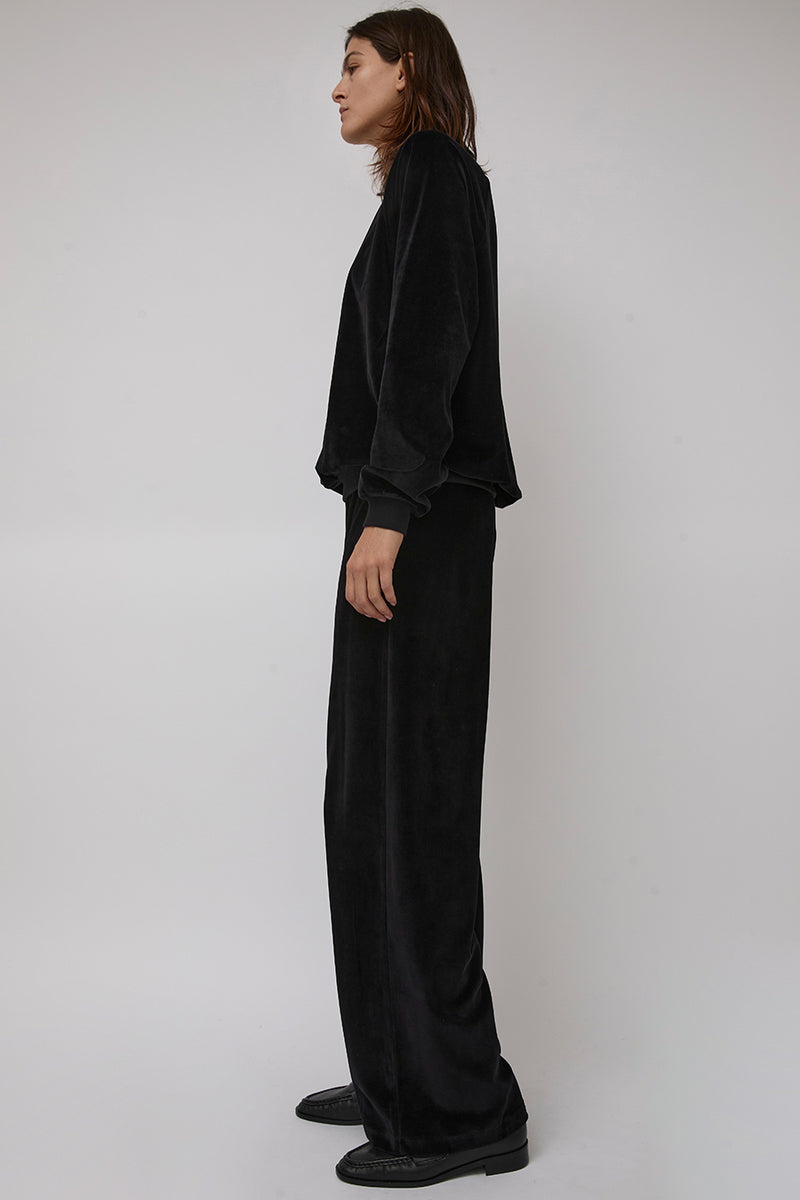 Baserange Tre Sweatpants in Black