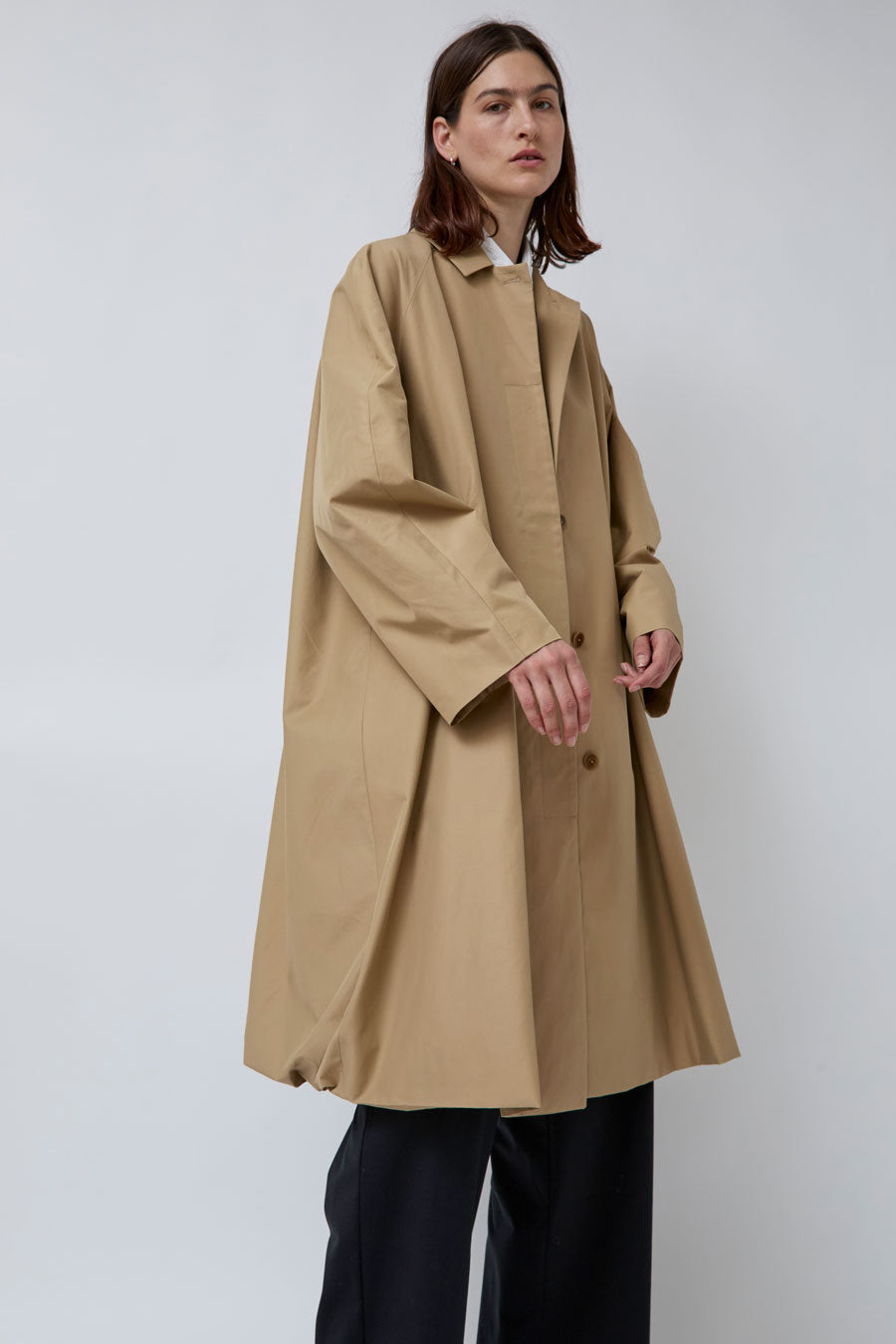 CORDERA Balloon Trench Coat in Camel