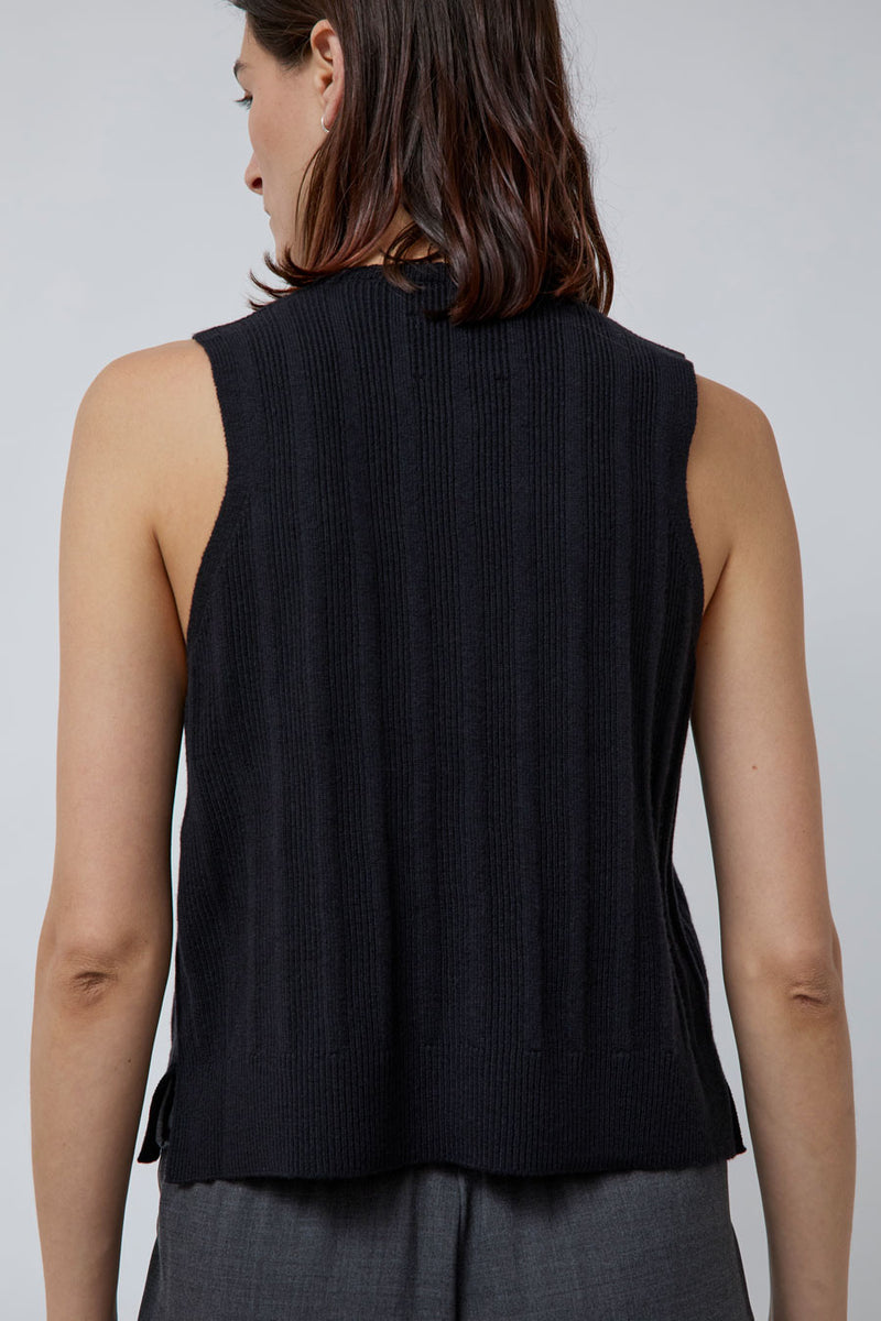 CORDERA Merino Wool Ribbed Waistcoat in Black