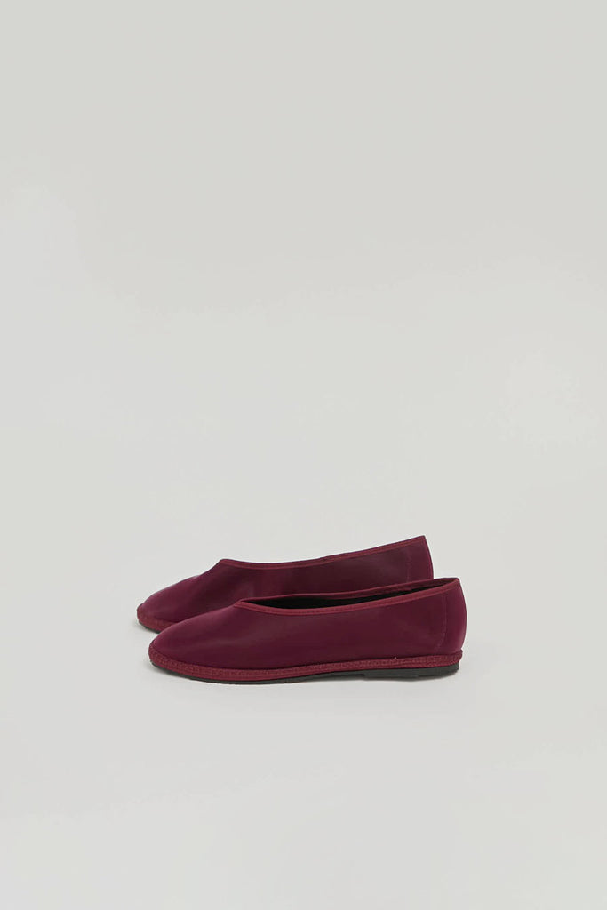 Drogheria Crivellini Fu-Kung in Burgundy – No.6 Store