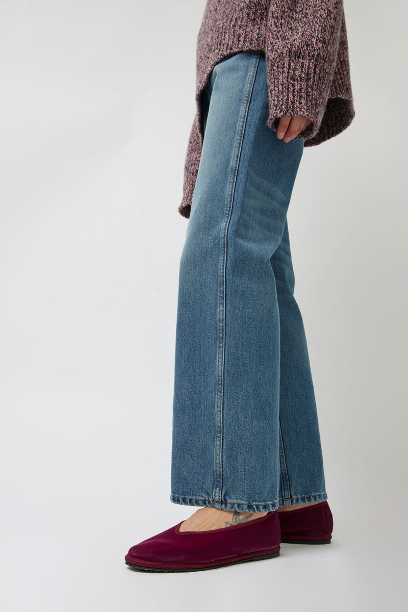 Drogheria Crivellini Fu-Kung in Burgundy