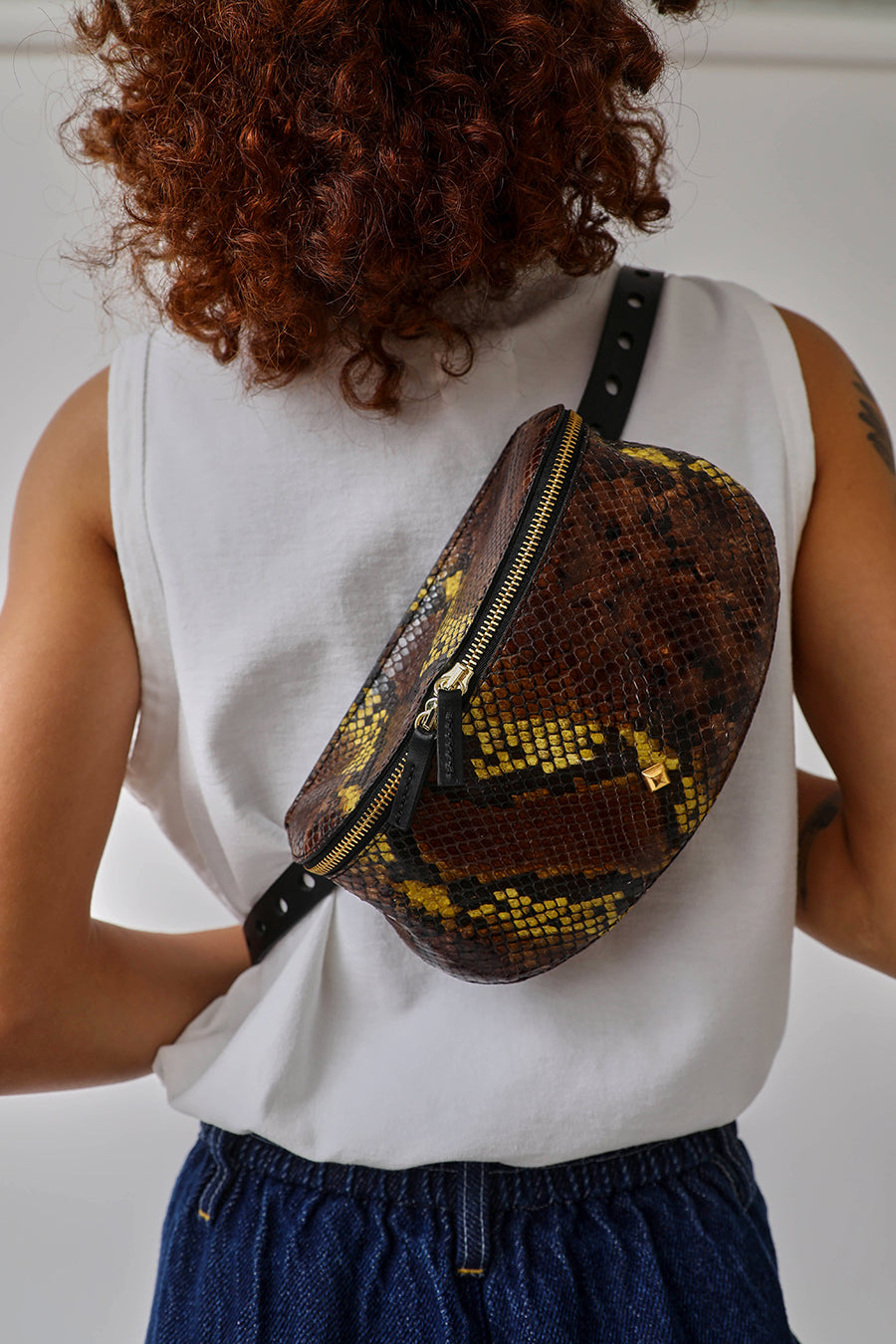 Herbert Frere Soeur La Lili Bag in Noir Sirte Jaune