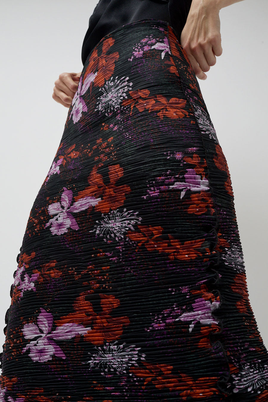 INSHADE Crimped Chiffon Maxi Skirt in Black and Orange Flowers