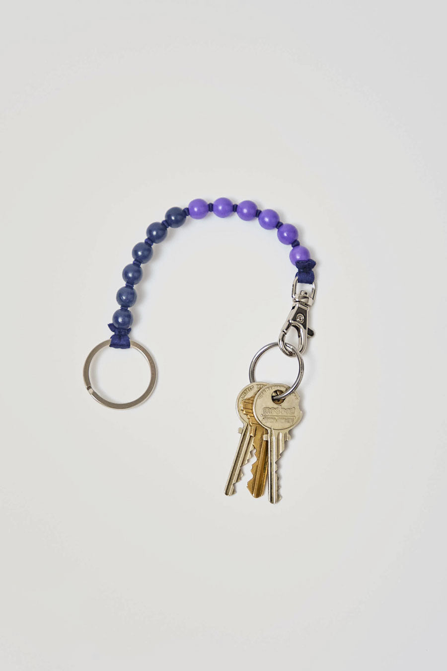 Ina Seifart Perlen Short Keyholder in Blueberry and Purple Mix
