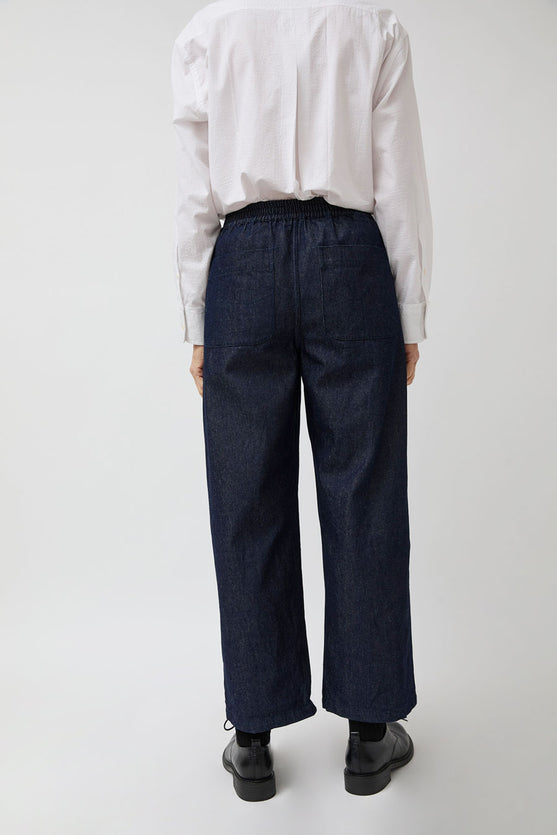 NYMANE Wes Pleated Pant in Indigo