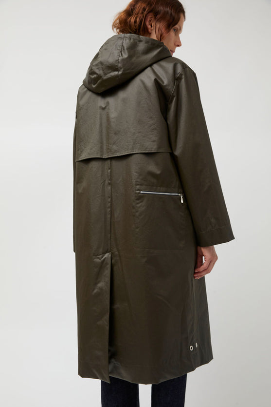 Pret Pour Partir Lola Parka with Removable Vest in Olive