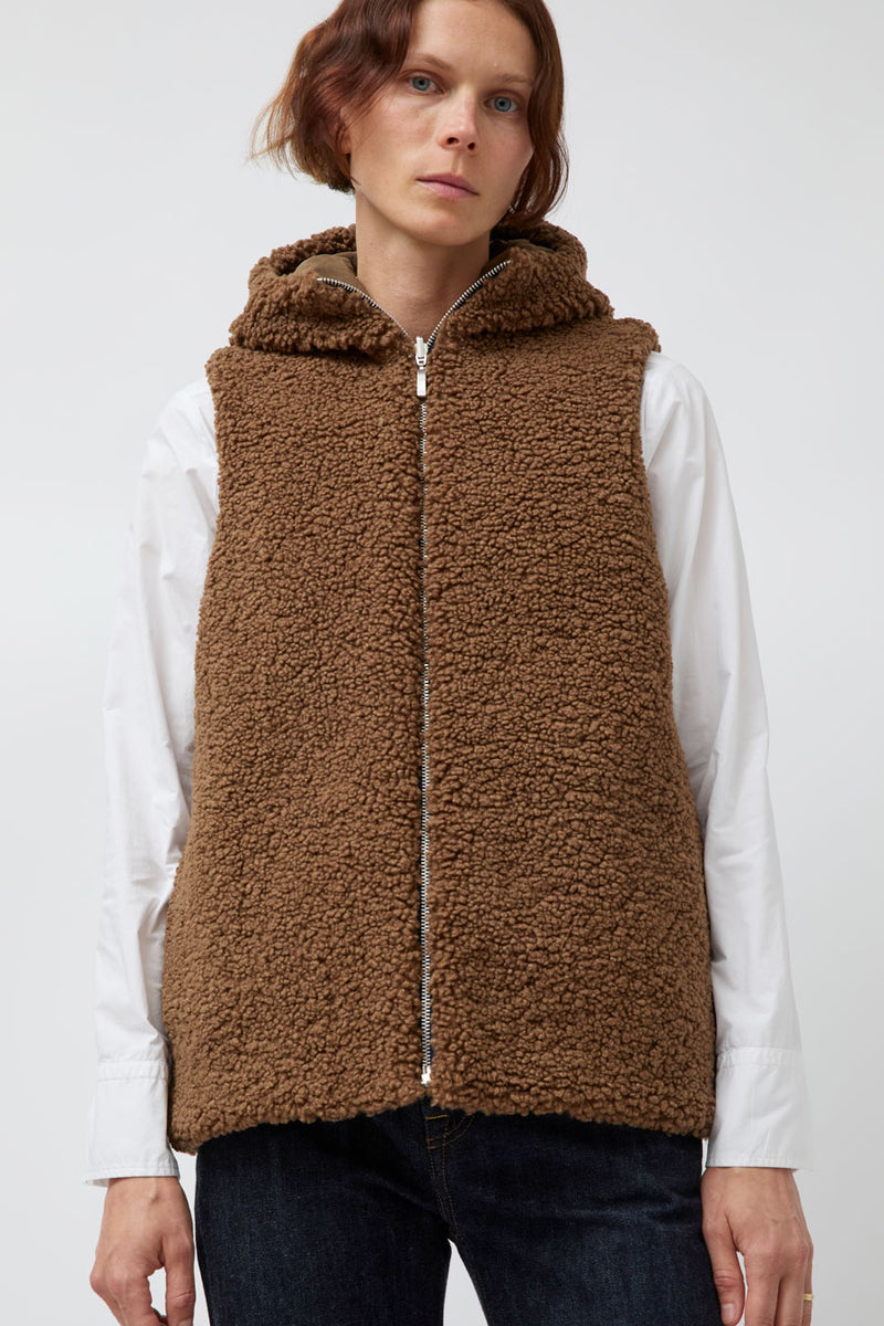 Pret Pour Partir Reversible Gilet in Brown Faux Fur and Bronze