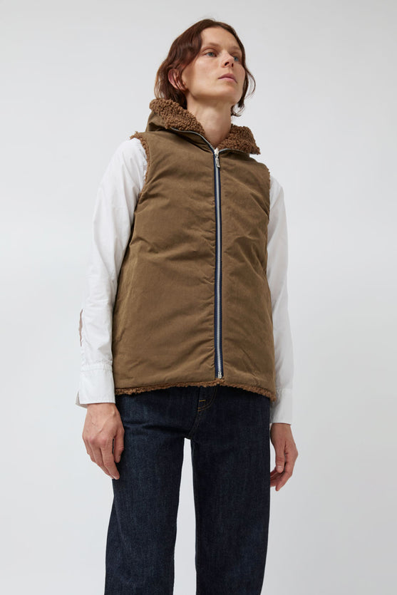 Pret Pour Partir Reversible Gilet in Brown Faux Fur and Bronze