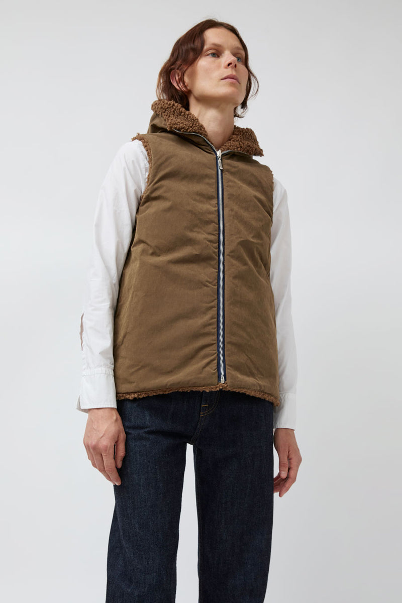 Pret Pour Partir Reversible Gilet in Brown Faux Fur and Bronze