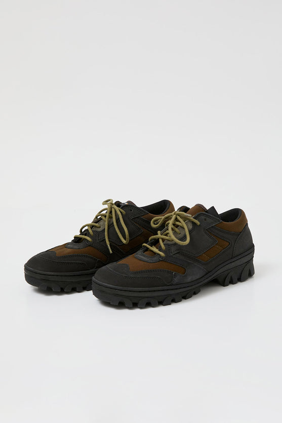 Reproduction of Found 1858 Trainer in Black and Olive