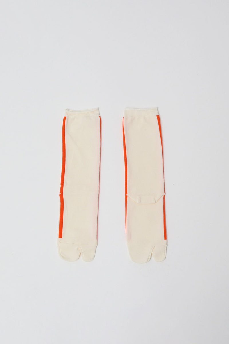 Tabito Tabi Line Socks in Natural and Orange