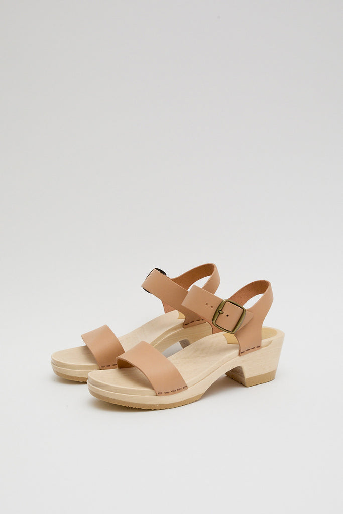 Clogs with strap online