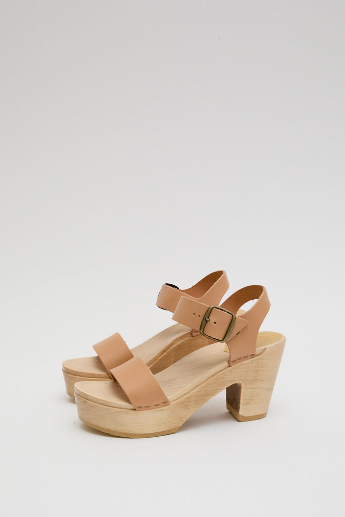 靴 YELLO Natura platform sandal style STACIE_OCHRE_ANGLE.jpg?crop=