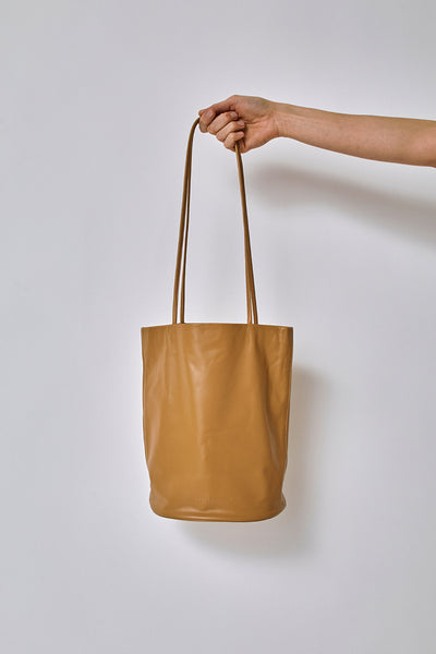 安心 Fringe Bucket Bag/camel AYAKO ハンドバッグ