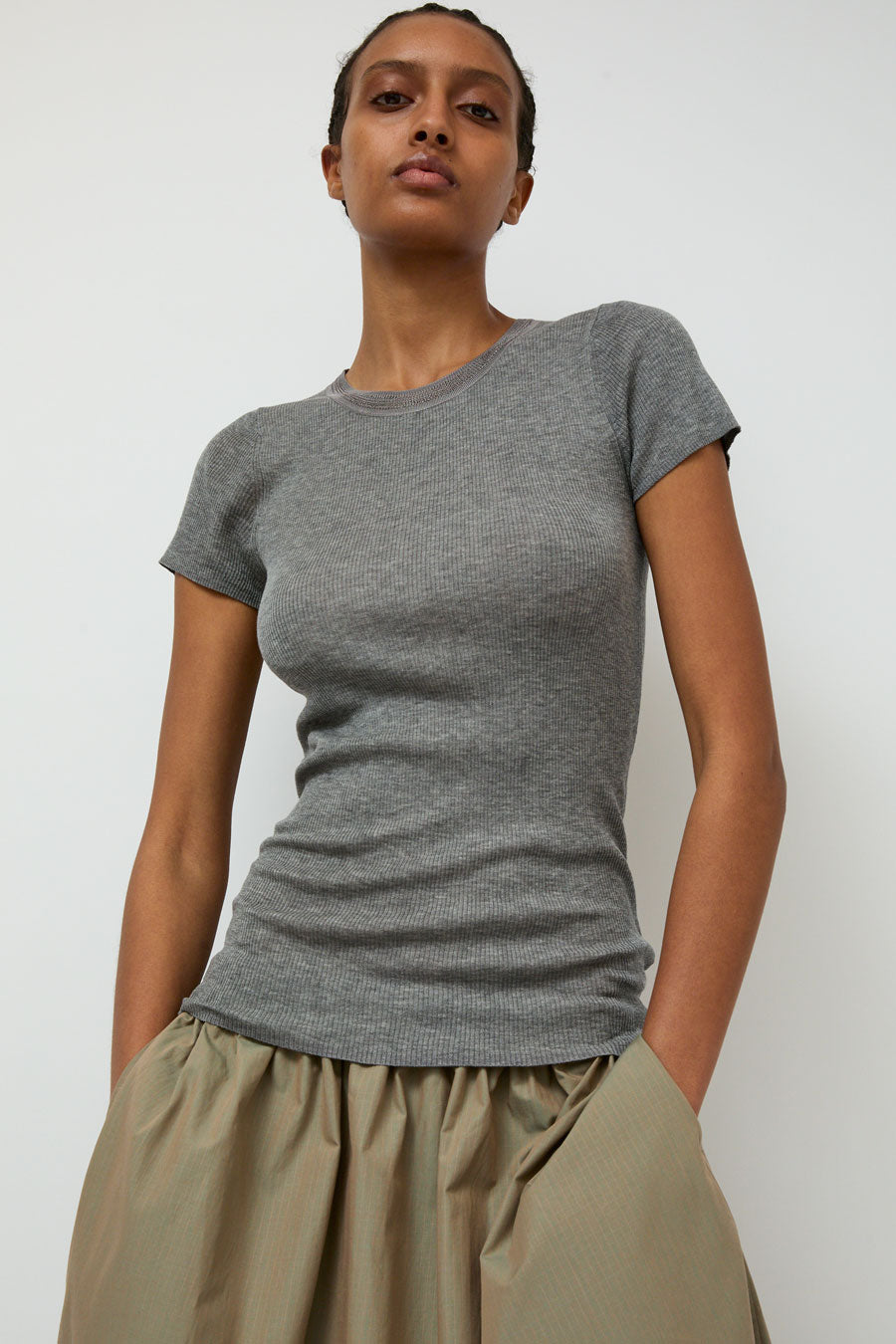 6397 Heirloom Tee in Heather Grey