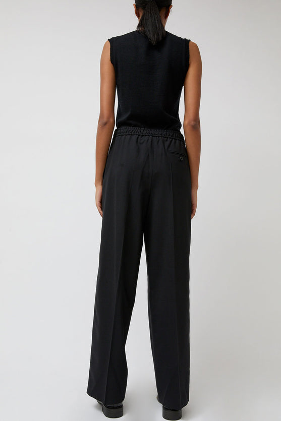 6397 Pleated Long Pull On Pant in Black