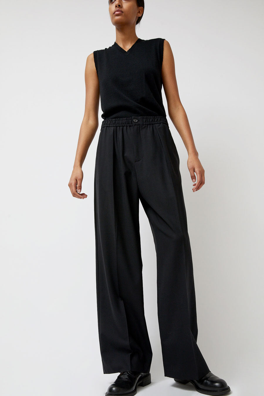 6397 Pleated Long Pull On Pant in Black