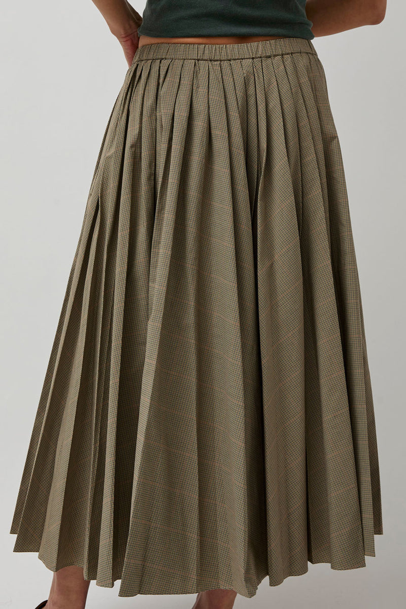 6397 Pull on Pleated Skirt in Plaid