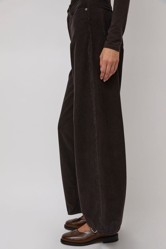 6397 Roomy Jean in Chocolate