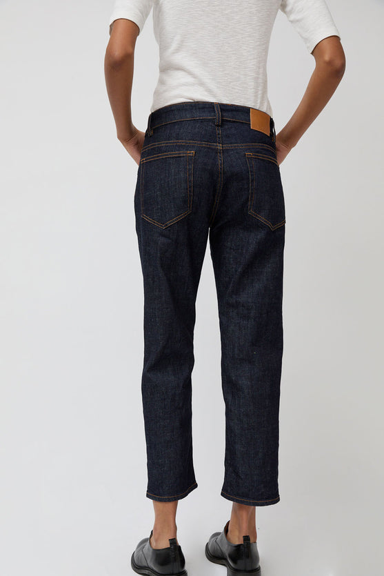 6397 Shorty Jean in Dark Rinse