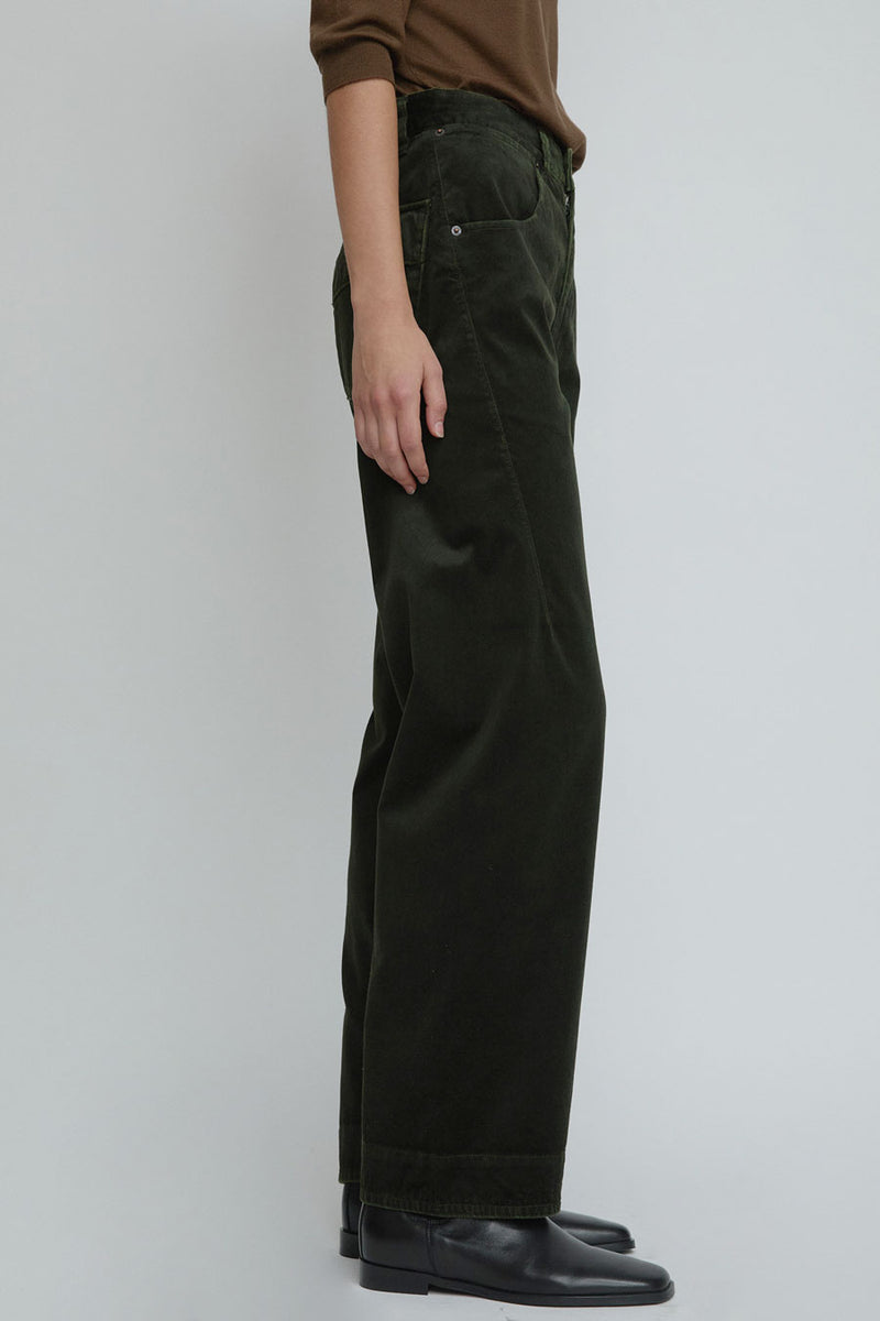 6397 Side Dart Pant in Caper