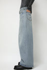 6397 Roomy Jean in 90s Blue