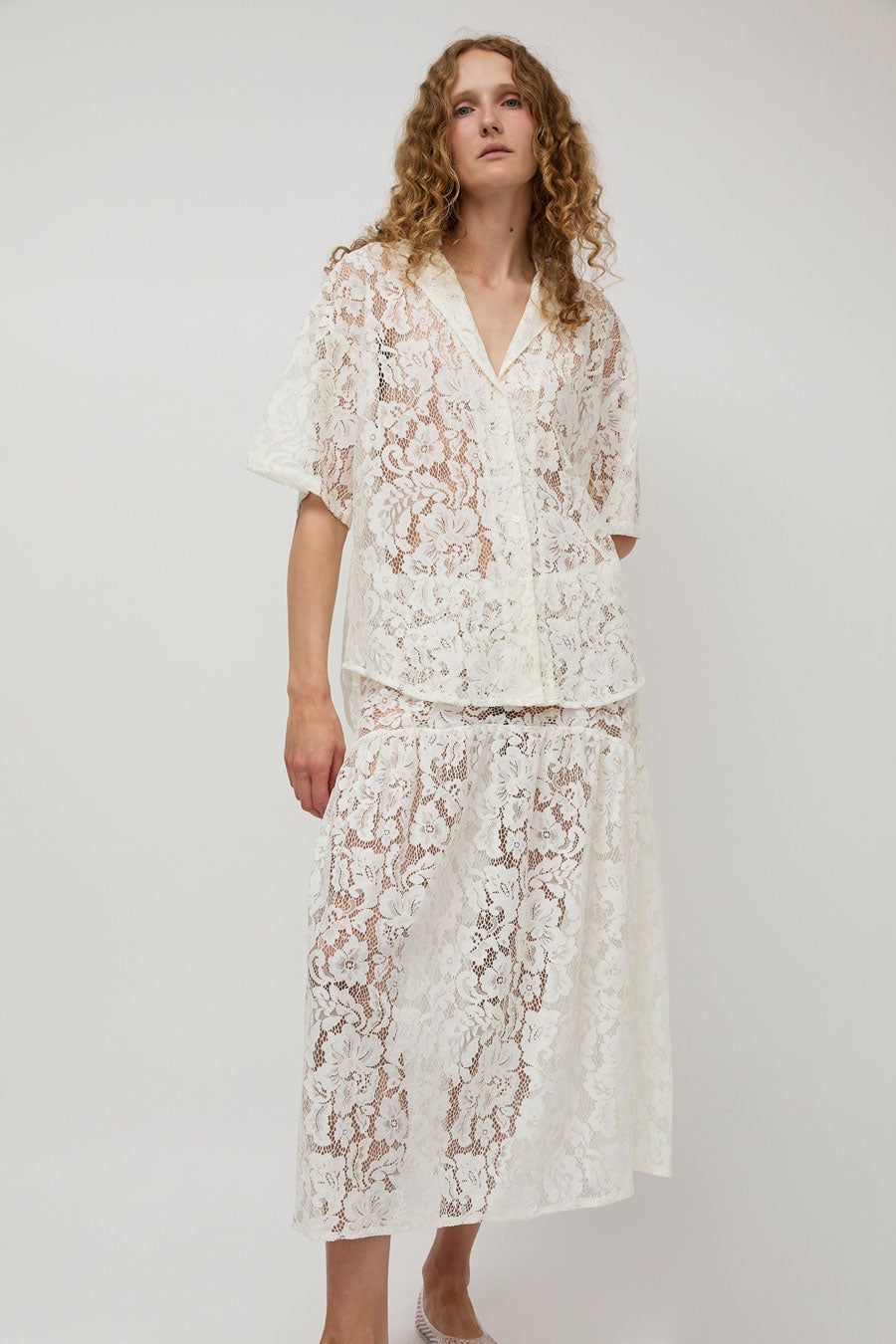 A Bronze Age Field Skirt in Ivory Lace