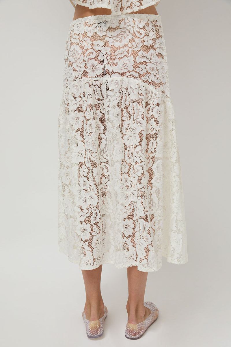 A Bronze Age Field Skirt in Ivory Lace