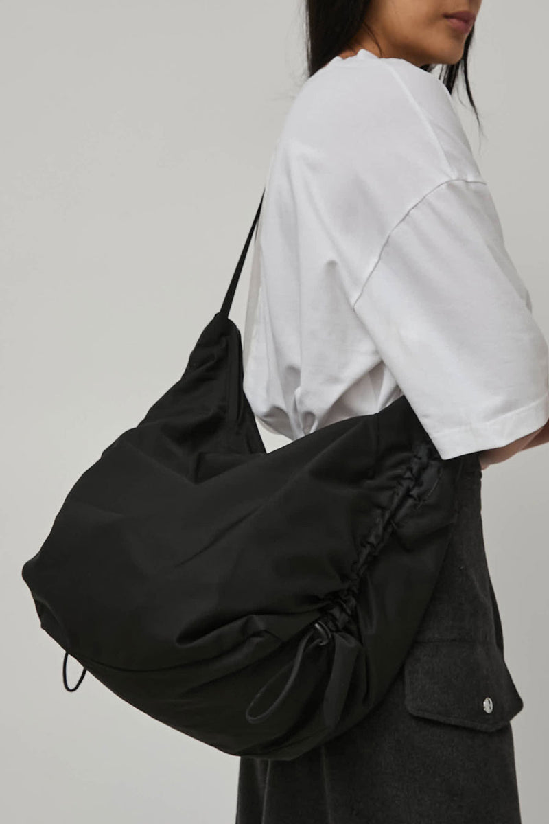 ARCS Hey Sling Bag in Black