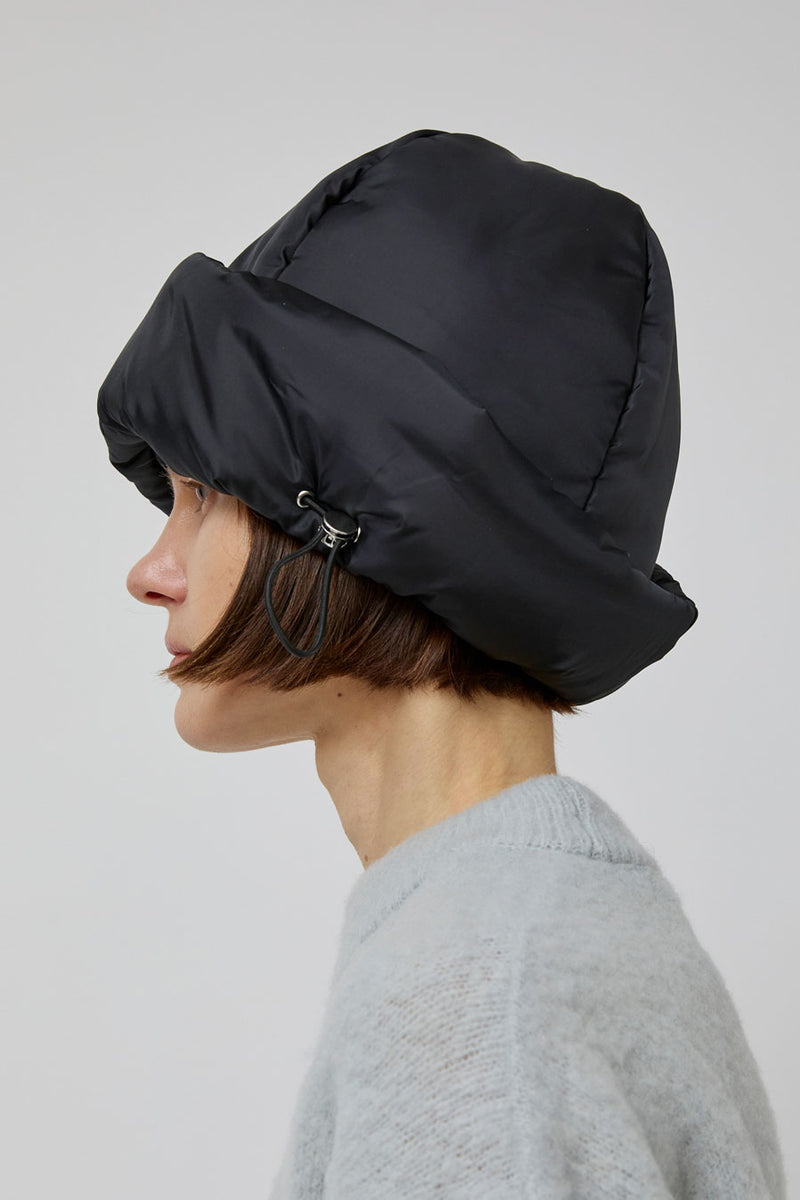 ARCS Higher Hat in Black