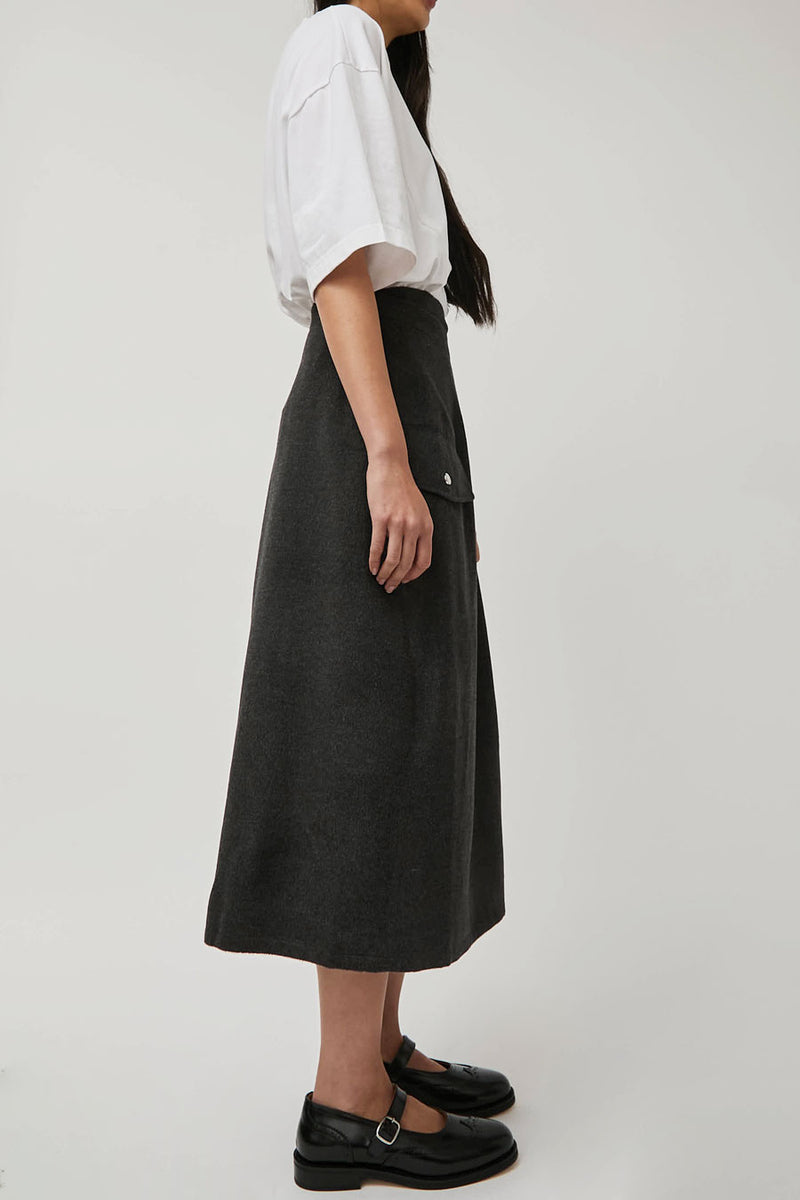 ARCS Ten Skirt in Charcoal