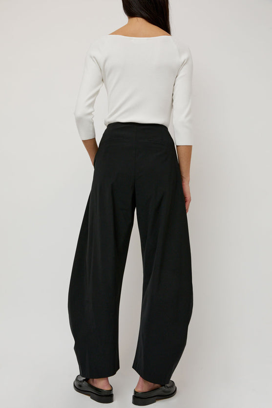 Amomento Curved Silhouette Pants in Black