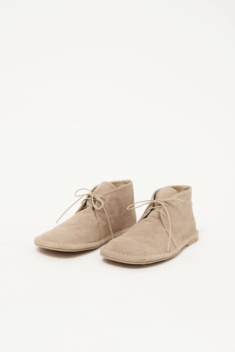 Amomento Desert Boots in Beige