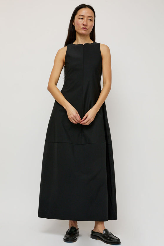 Amomento Hourglass Long Dress in Black