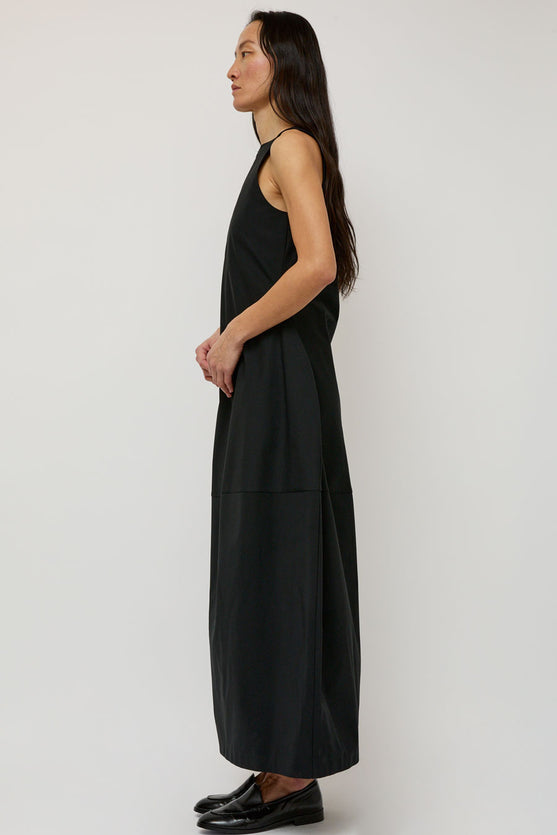 Amomento Hourglass Long Dress in Black