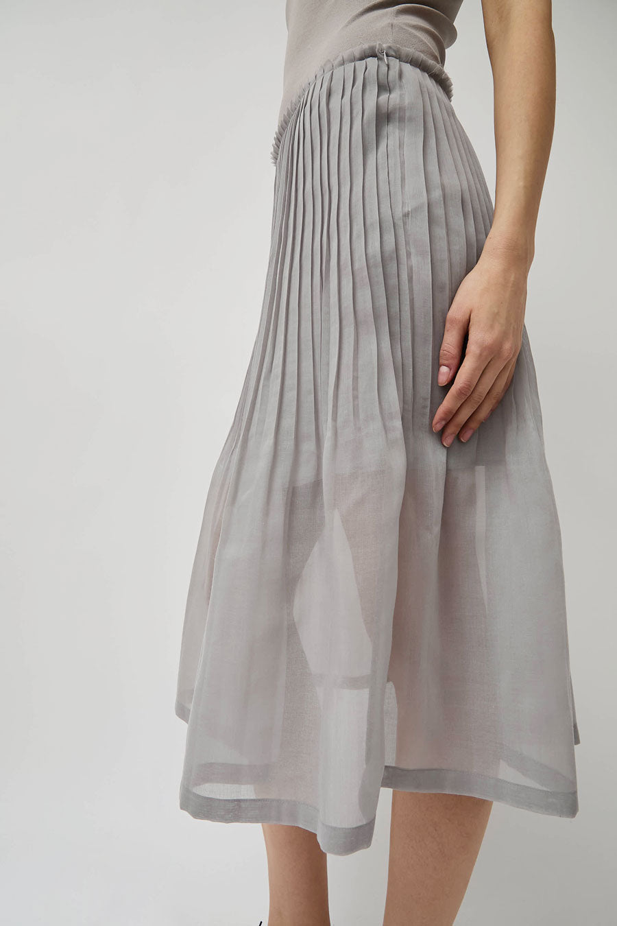 Amomento Pleated Midi Skirt in Grey