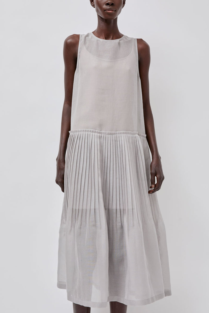 Amomento Pleated Sleeveless Dress in Grey