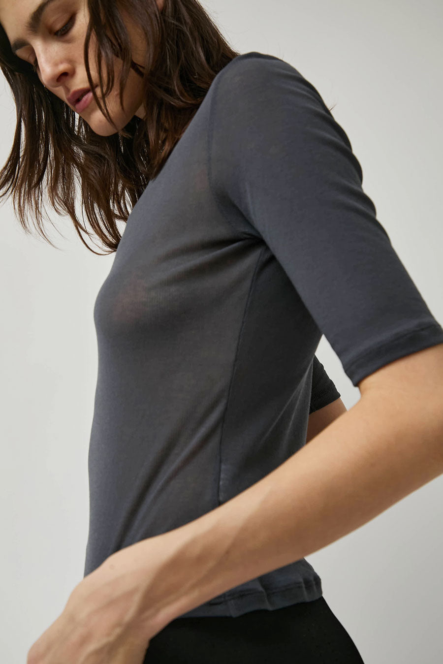 Amomento Round Short Sleeve T-Shirt in Charcoal