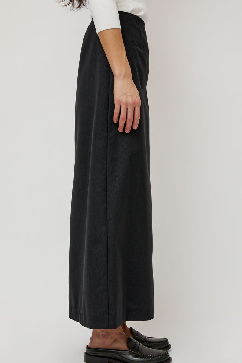 Amomento Stripe Maxi Long Skirt in Black