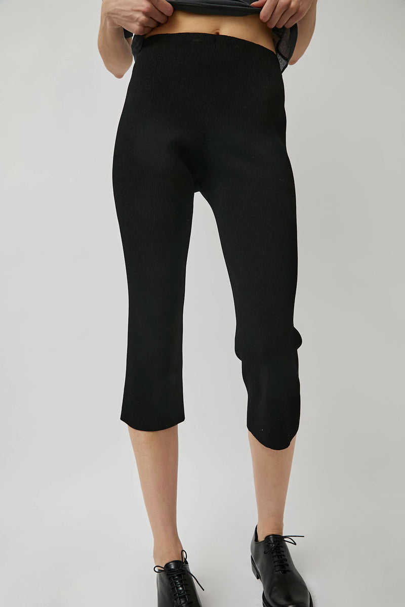 Amomento Wholegarment Knit Capri Pants in Black