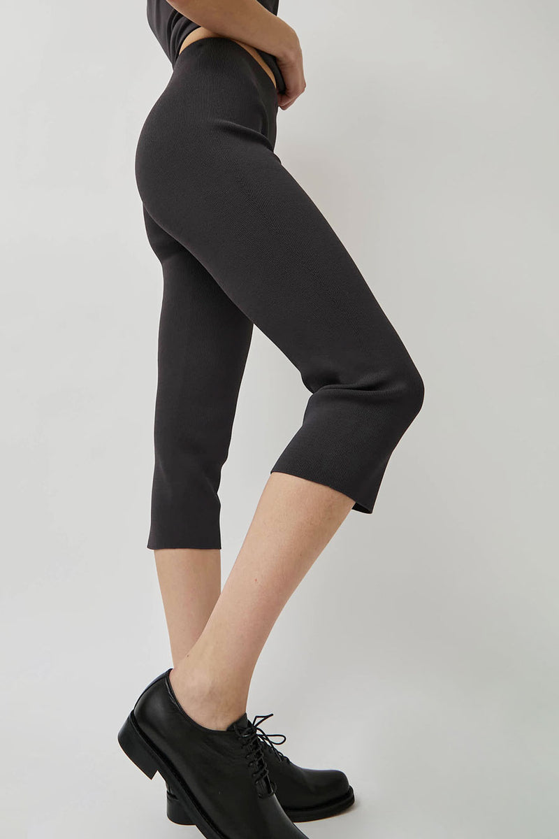 Amomento Wholegarment Knit Capri Pants in Charcoal