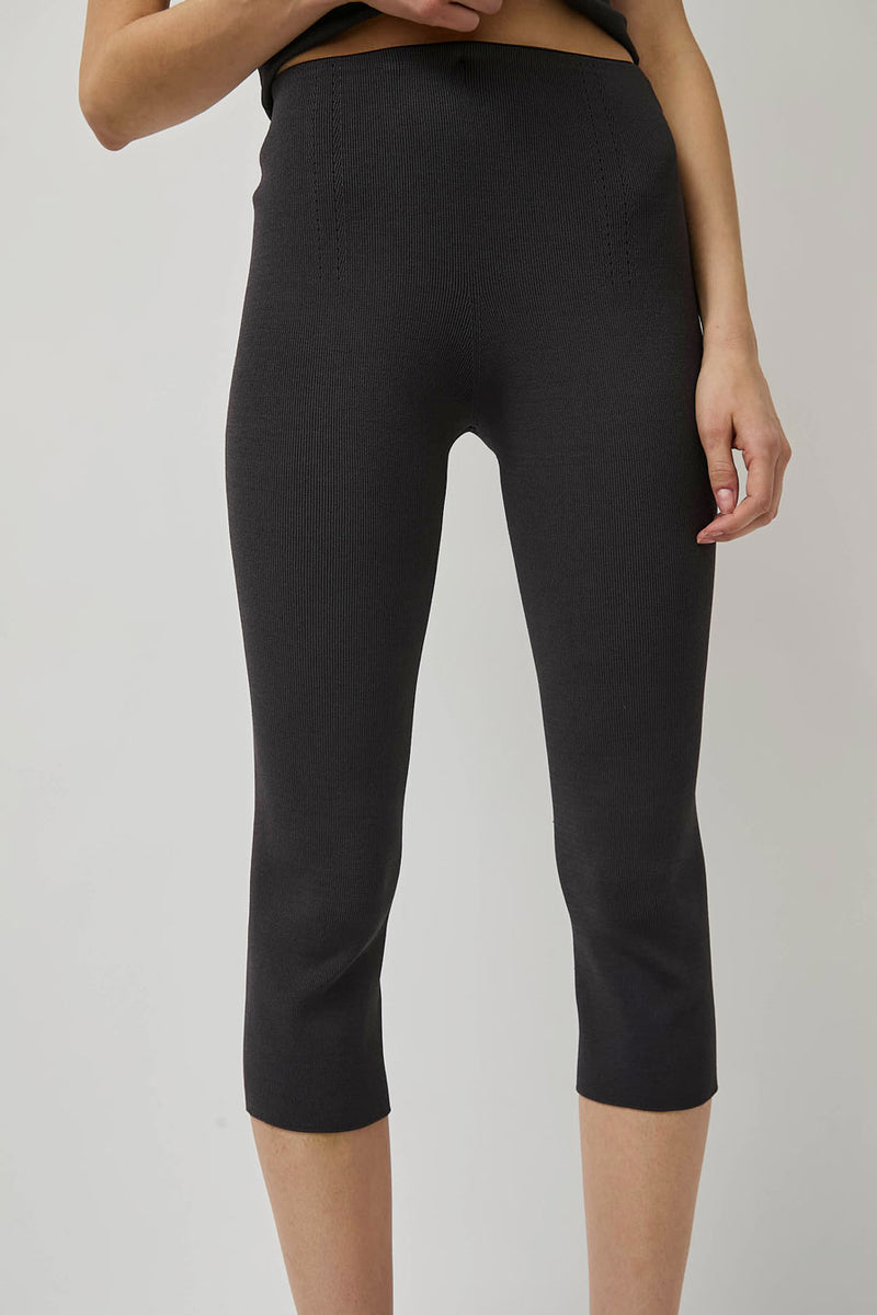 Amomento Wholegarment Knit Capri Pants in Charcoal