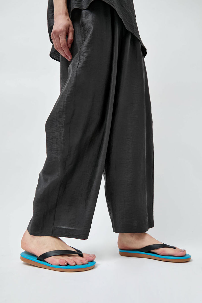 Ancient Greek Sandals Colorblock in Black and Blue