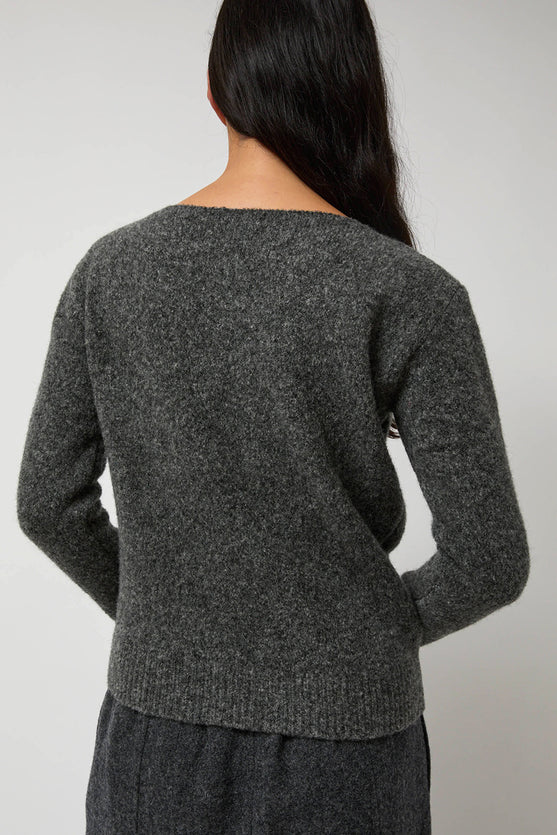 Anggae Asymmetric Pullover in Grey