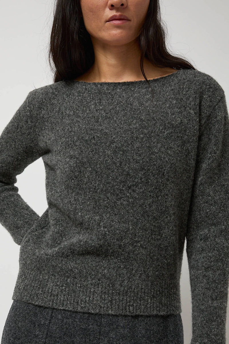 Anggae Asymmetric Pullover in Grey