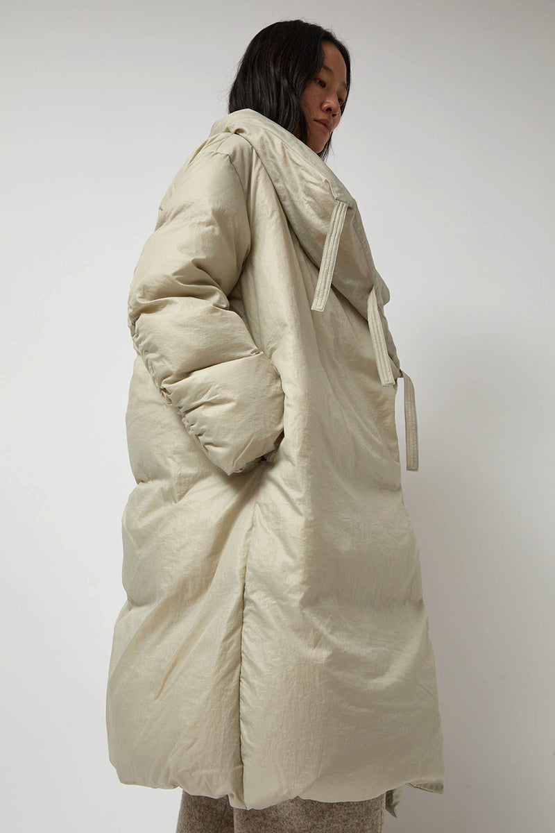 Anggae Ibul Long Puffer in Ivory