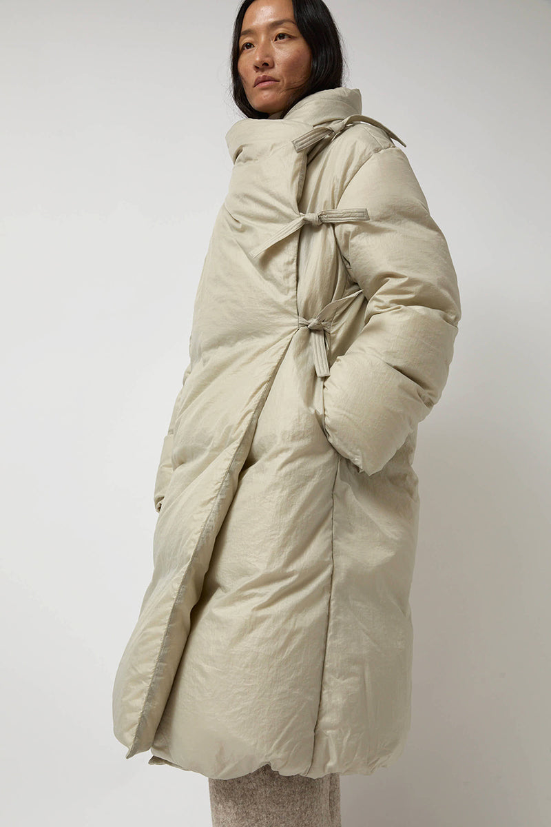 Anggae Ibul Long Puffer in Ivory