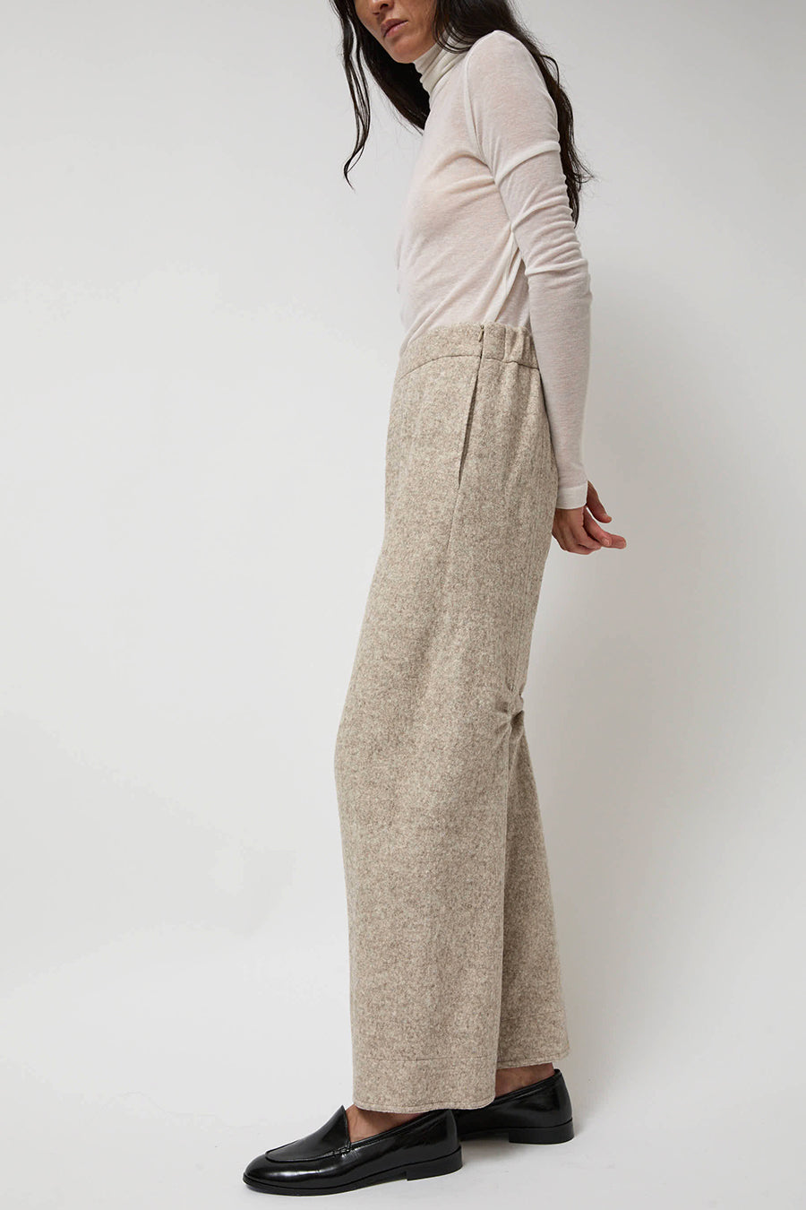 Anggae Melange Wool Blend Curve Pants in Ivory